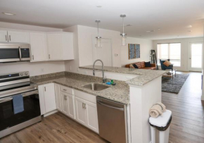 Luxury 1BR - Peabody Unit #711